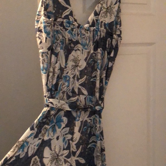 Jumpsuit - Picture 4 of 6